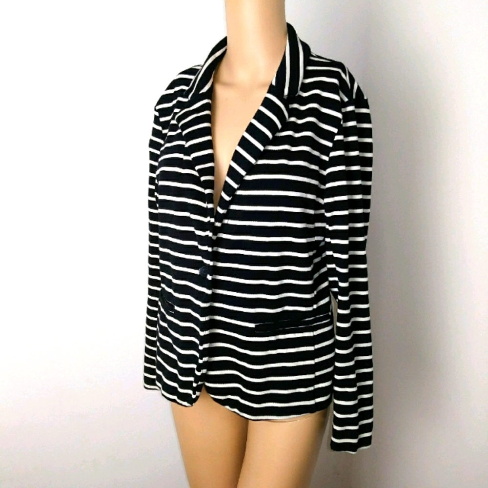 A new day knit blazer